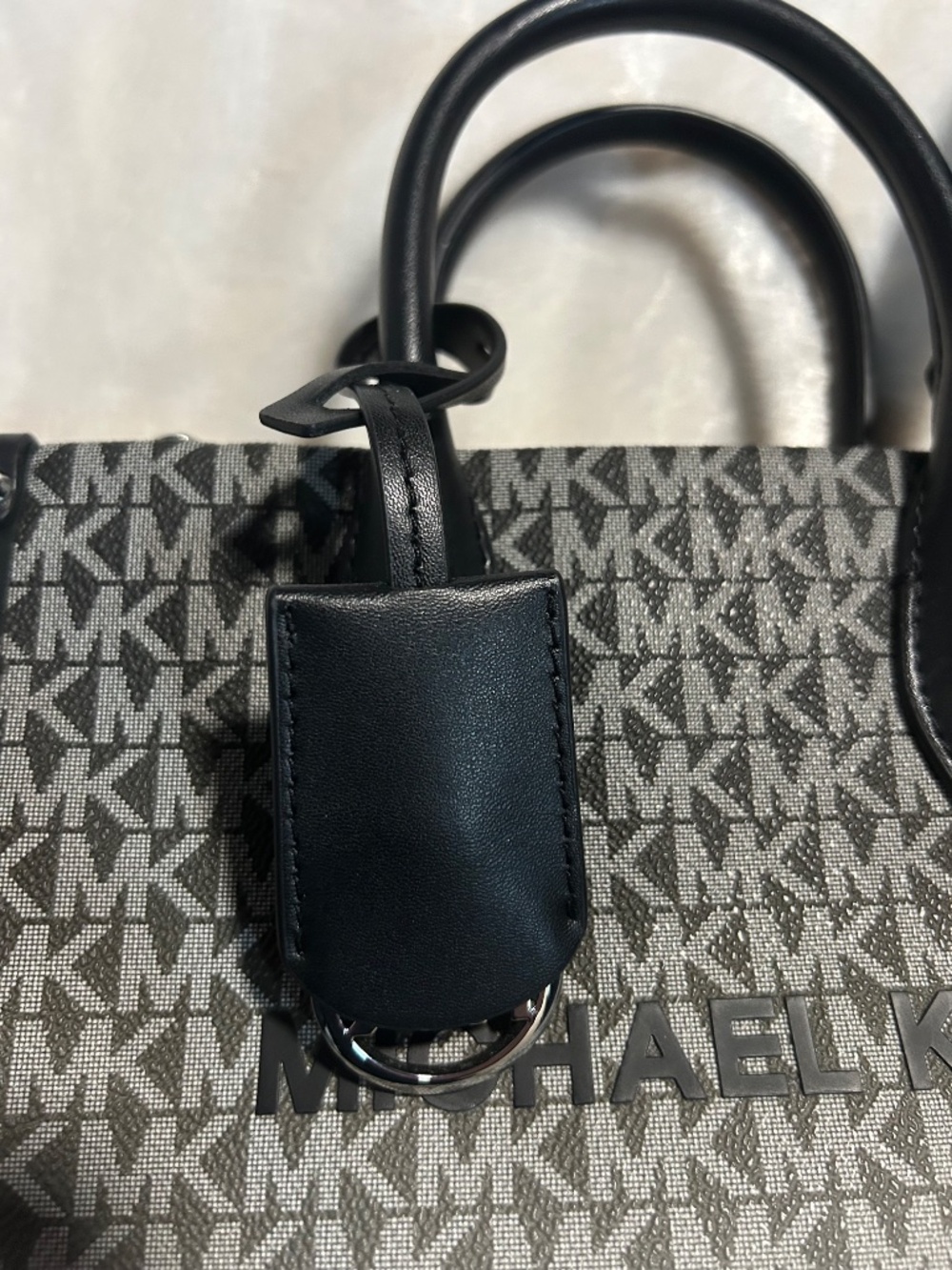 Michael Kors purse - Picture 5 of 6